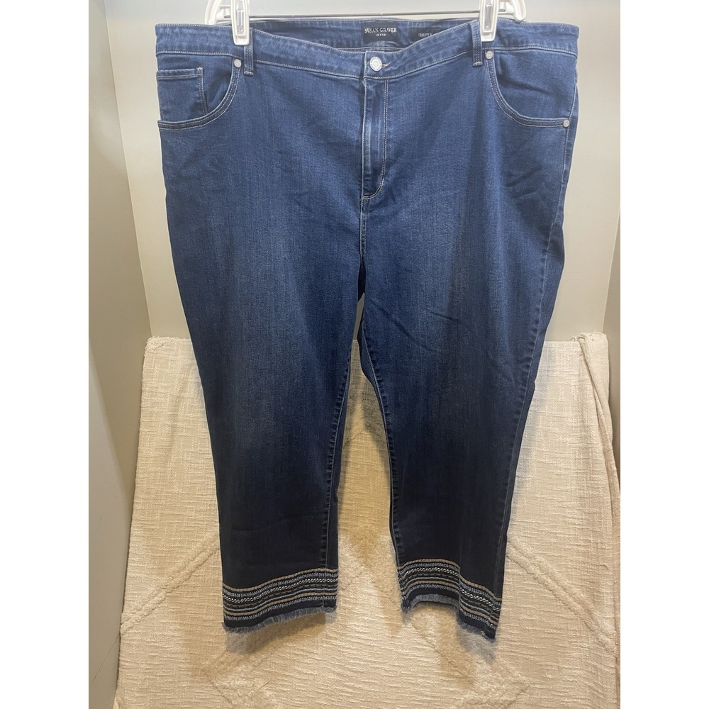 Susan Graver Straight Leg Jean Cropped Embroidered Hem Medium Wash Women's 28